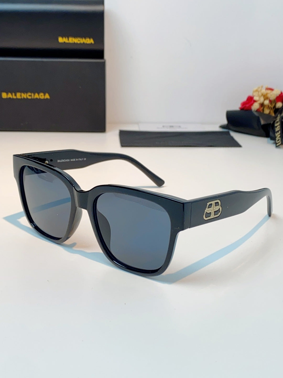 Balenciaga Fashion Red Lens Sunglasses for Men & Women - 358656 - detail image 3