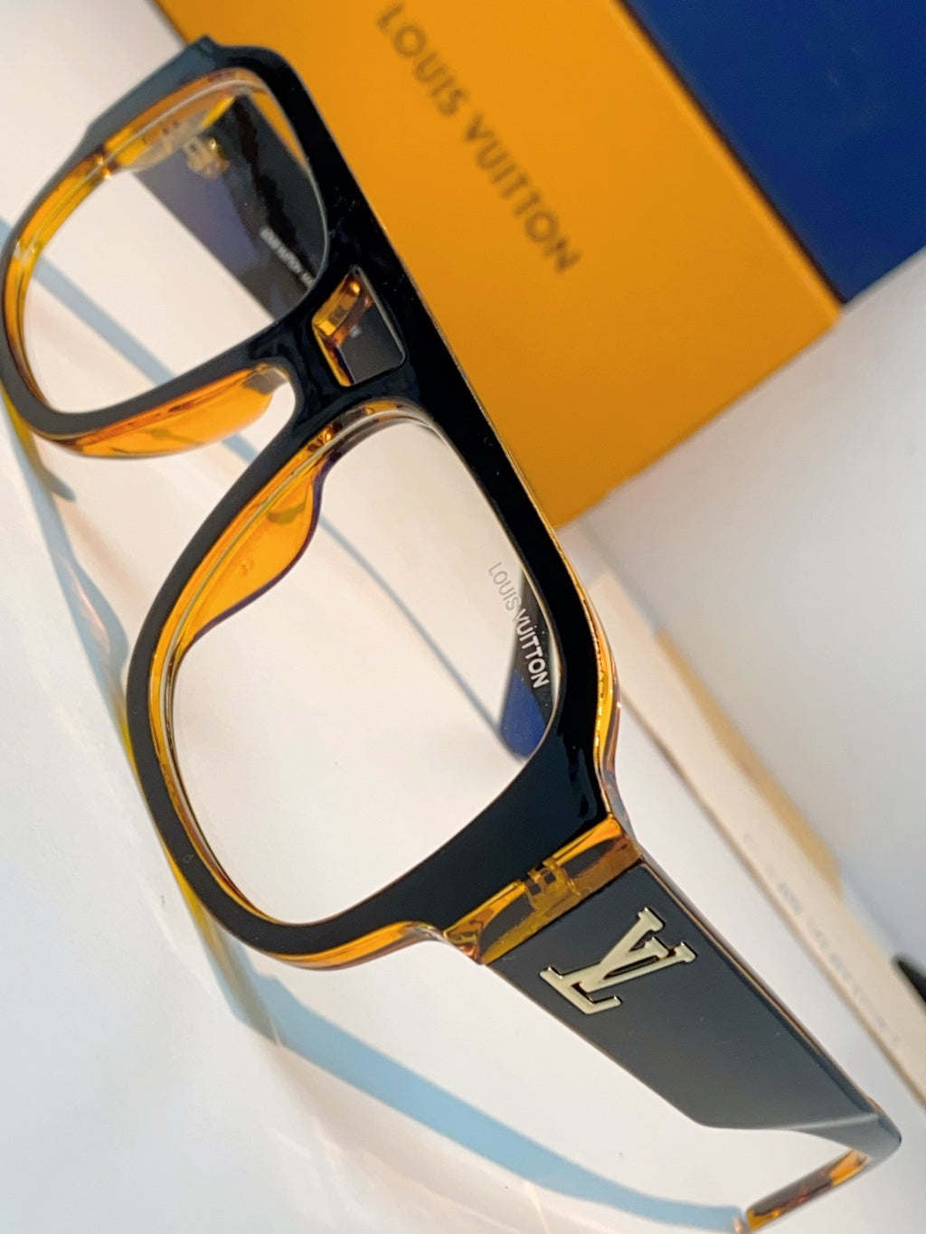 Louis Vuitton Aviator Brown Lens Sunglasses for Men & Women - detail image 7