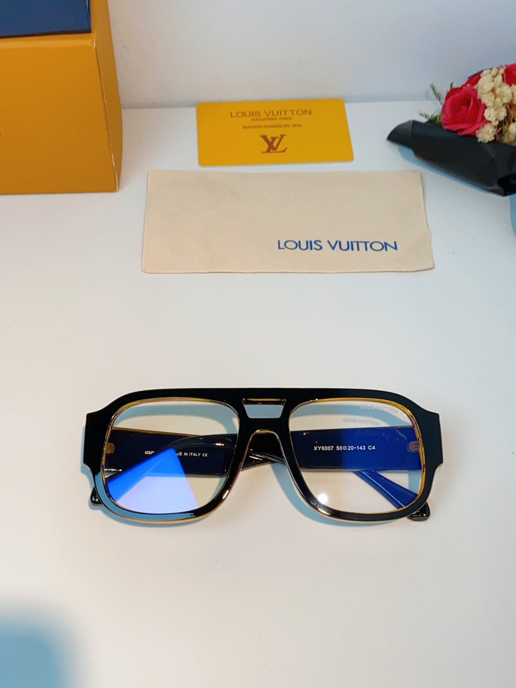 Louis Vuitton Aviator Brown Lens Sunglasses for Men & Women - detail image 9