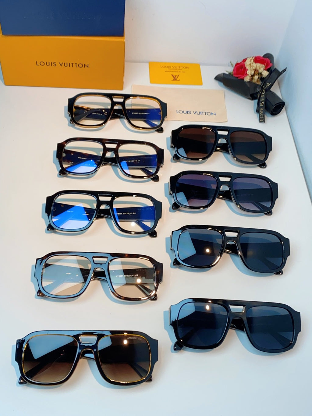Louis Vuitton Aviator Blue Lens Sunglasses for Men & Women - detail image 11