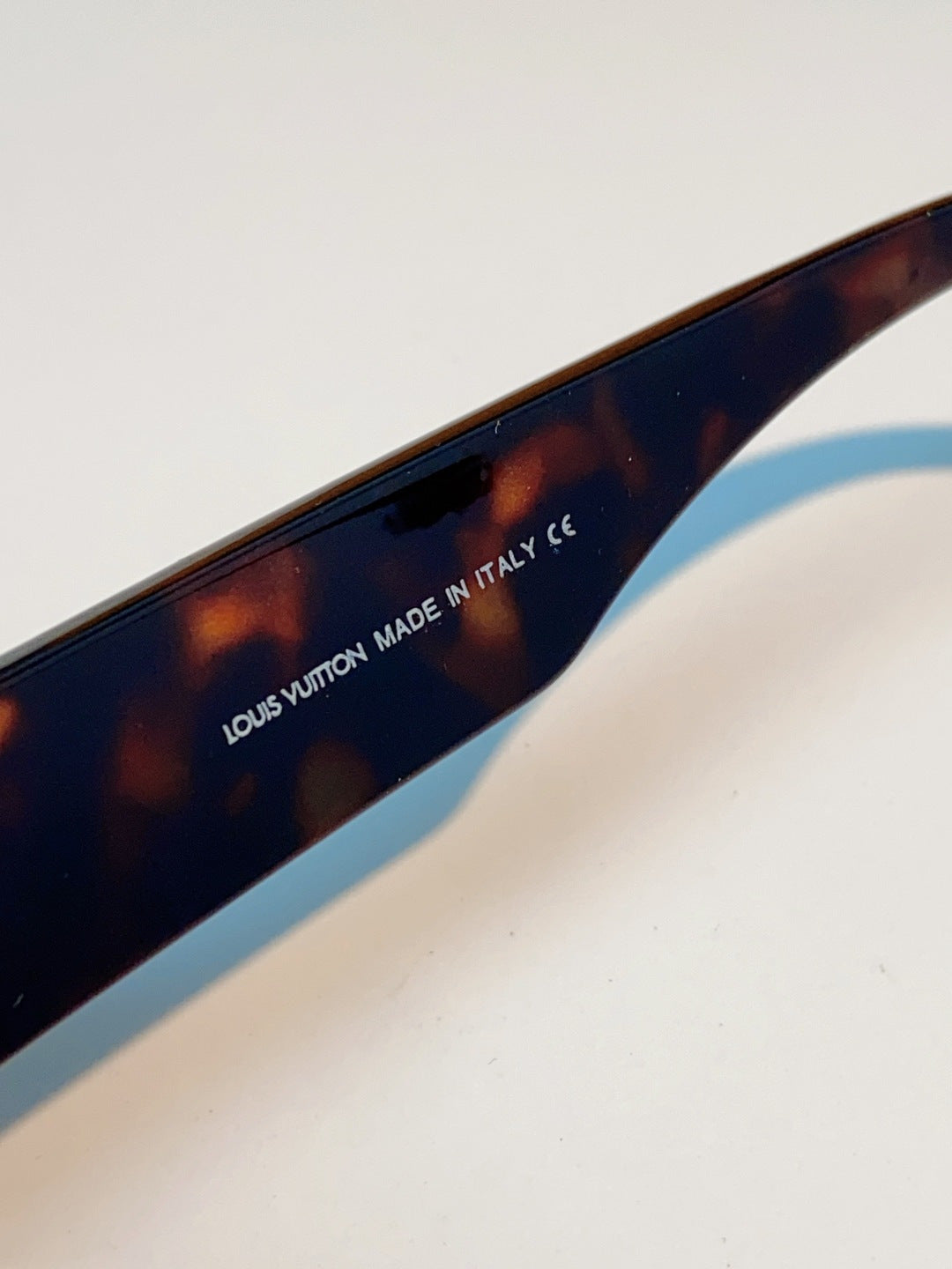 Louis Vuitton Aviator Black Lens Sunglasses for Men & Women - 371379 - detail image 8
