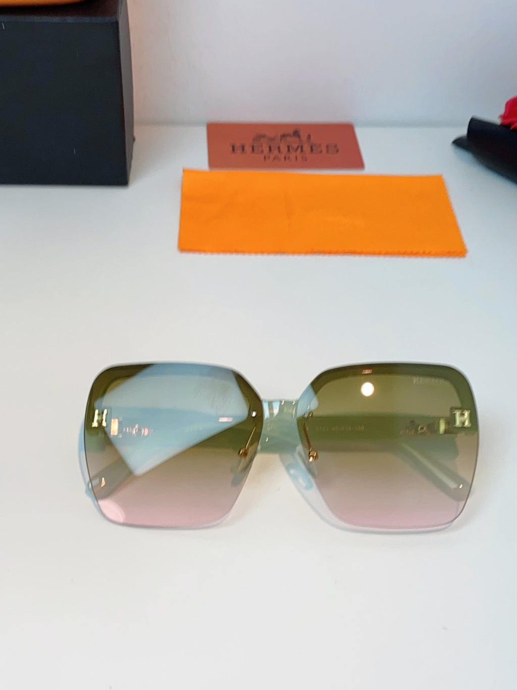 Hermès Lightweight Rimless Brown Lens Sunglasses for Men & Women - 416519 - detail image 9