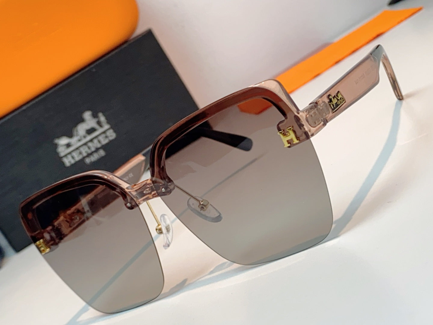 Hermès Lightweight Rimless Red Lens Sunglasses for Men & Women - 416520 - detail image 7