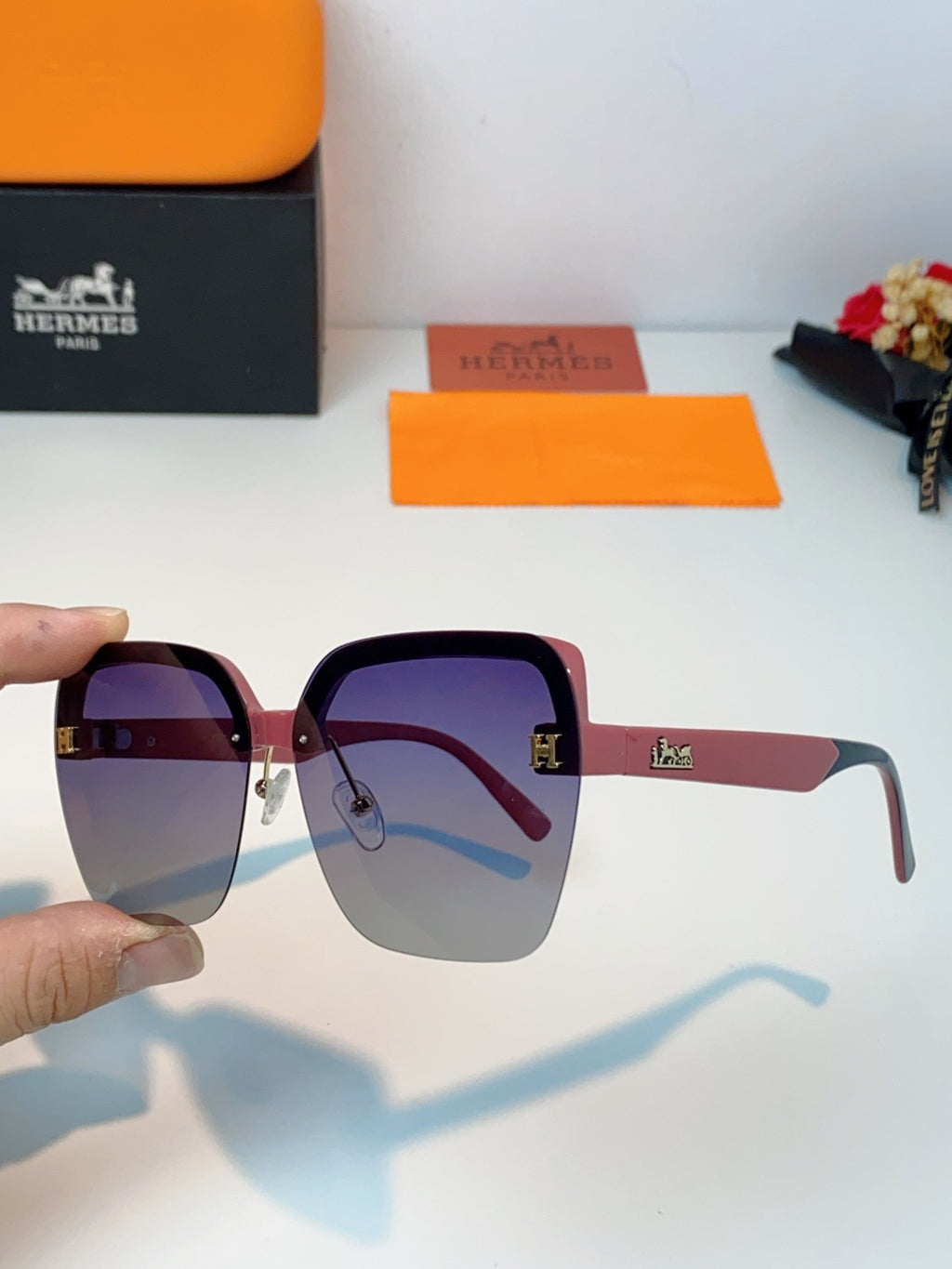 Hermès Lightweight Rimless Red Lens Sunglasses for Men & Women - detail image 6
