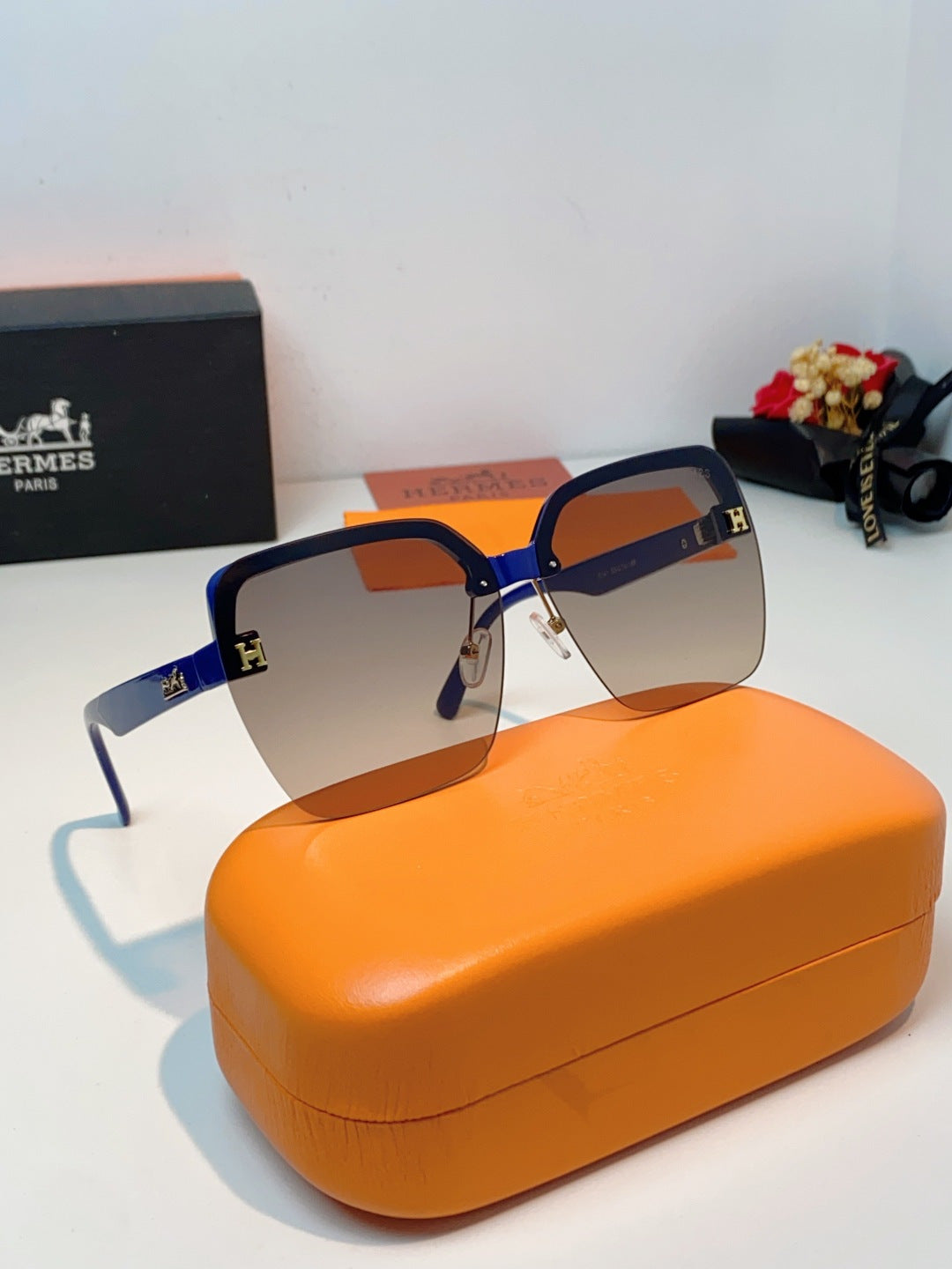 Hermès Lightweight Rimless Brown Lens Sunglasses for Men & Women - 416522 - detail image 9