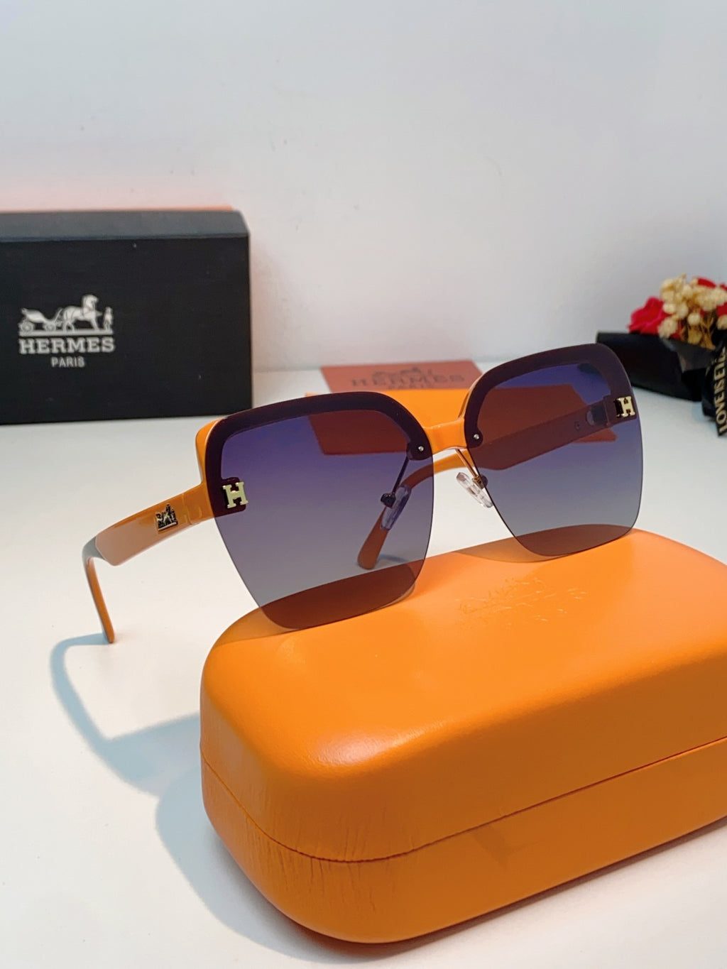 Hermès Lightweight Rimless Brown Lens Sunglasses for Men & Women - 416523 - detail image 10