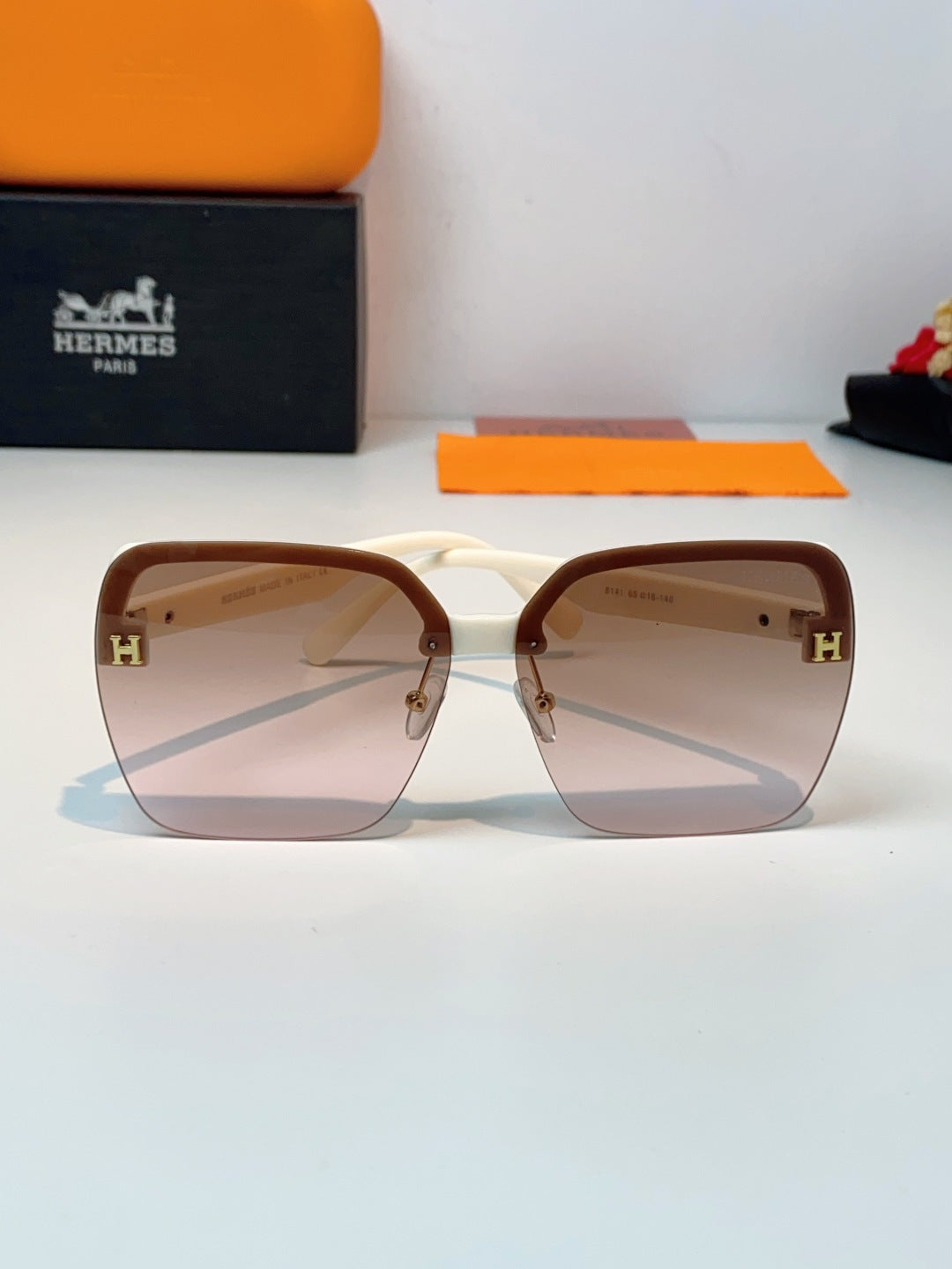 Hermès Lightweight Rimless Brown Lens Sunglasses for Men & Women - detail image 2