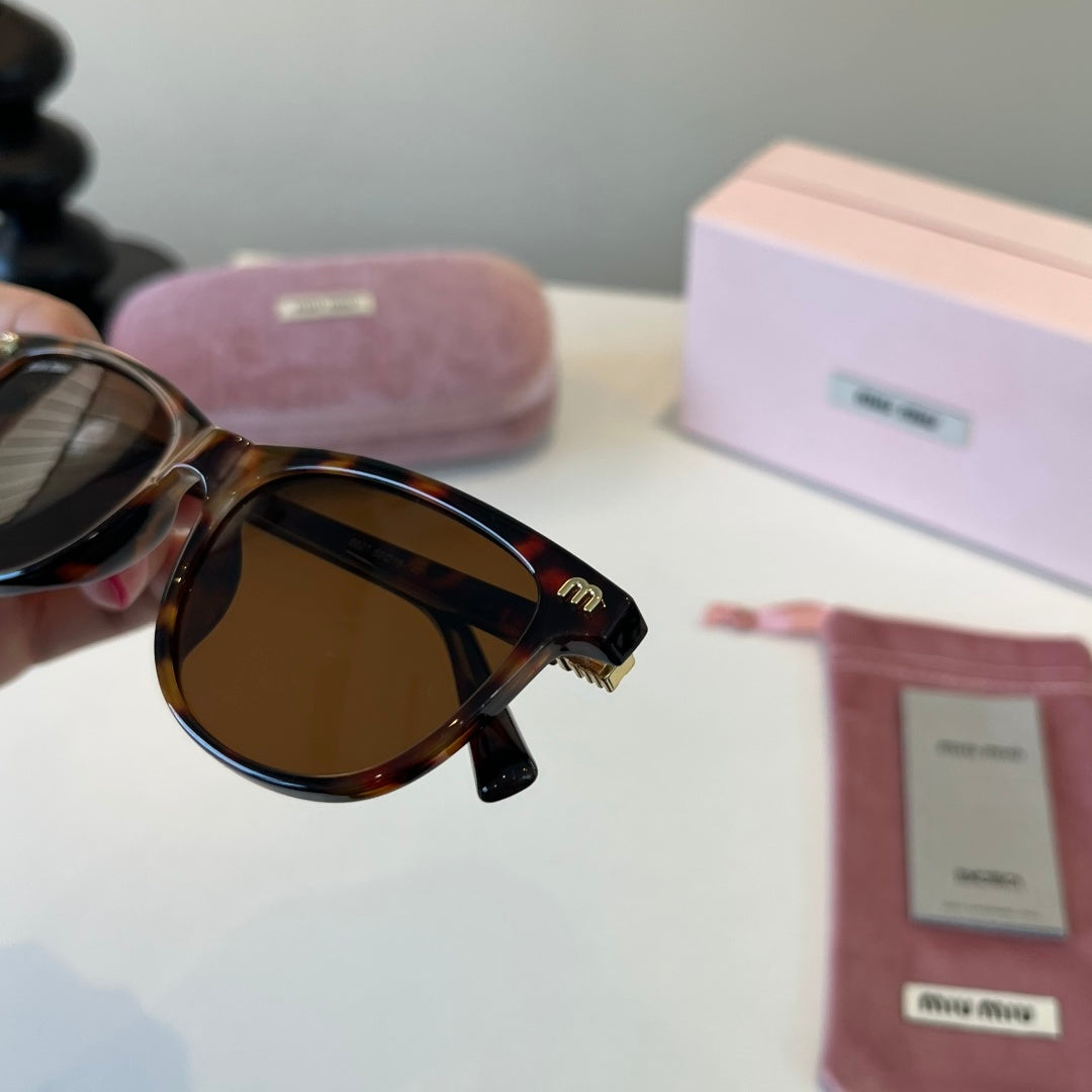 Miu Miu Fashion Black Lens Sunglasses for Men & Women - 382943 - detail image 5
