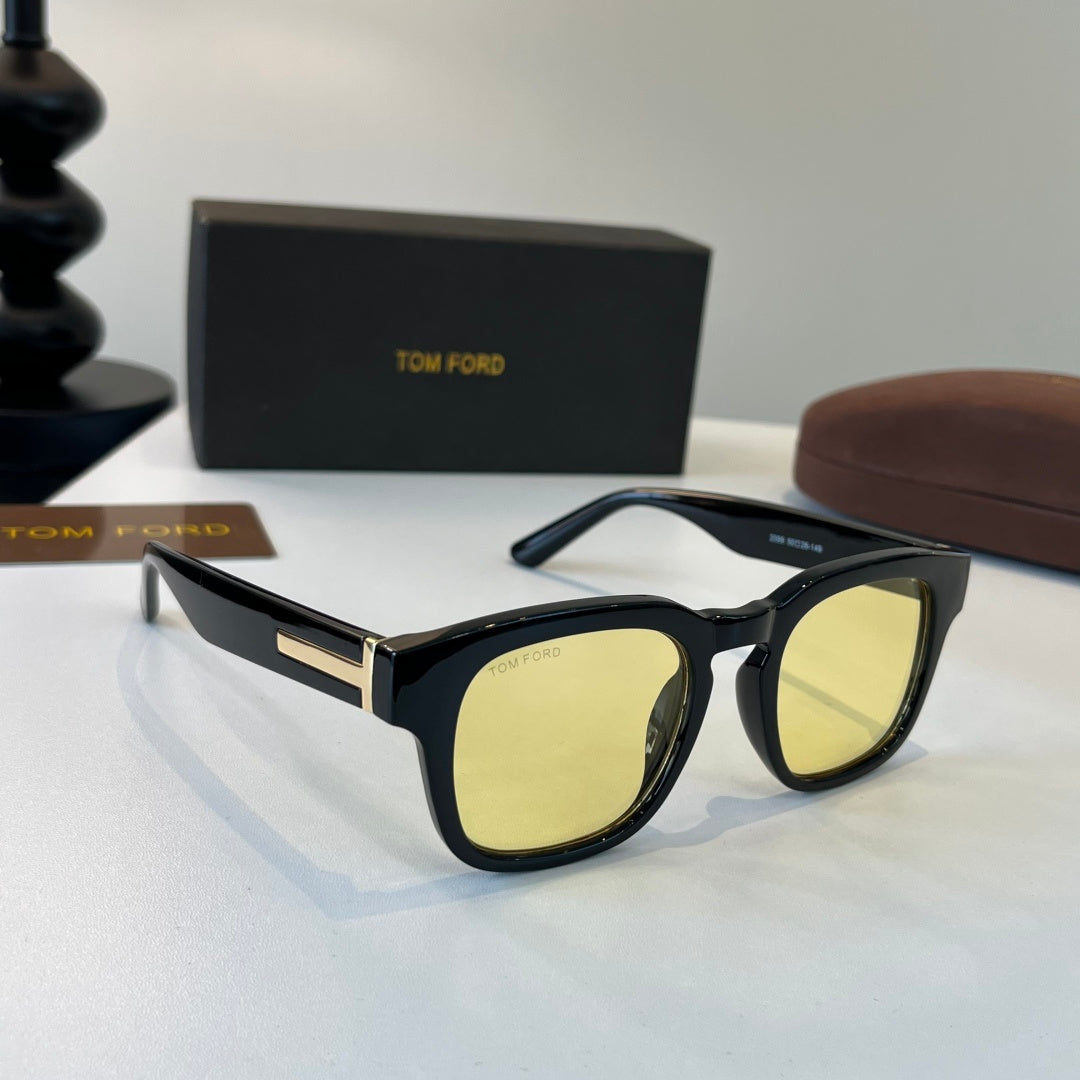 Tom Ford Fashion Brown Lens Sunglasses for Men & Women - 487918
