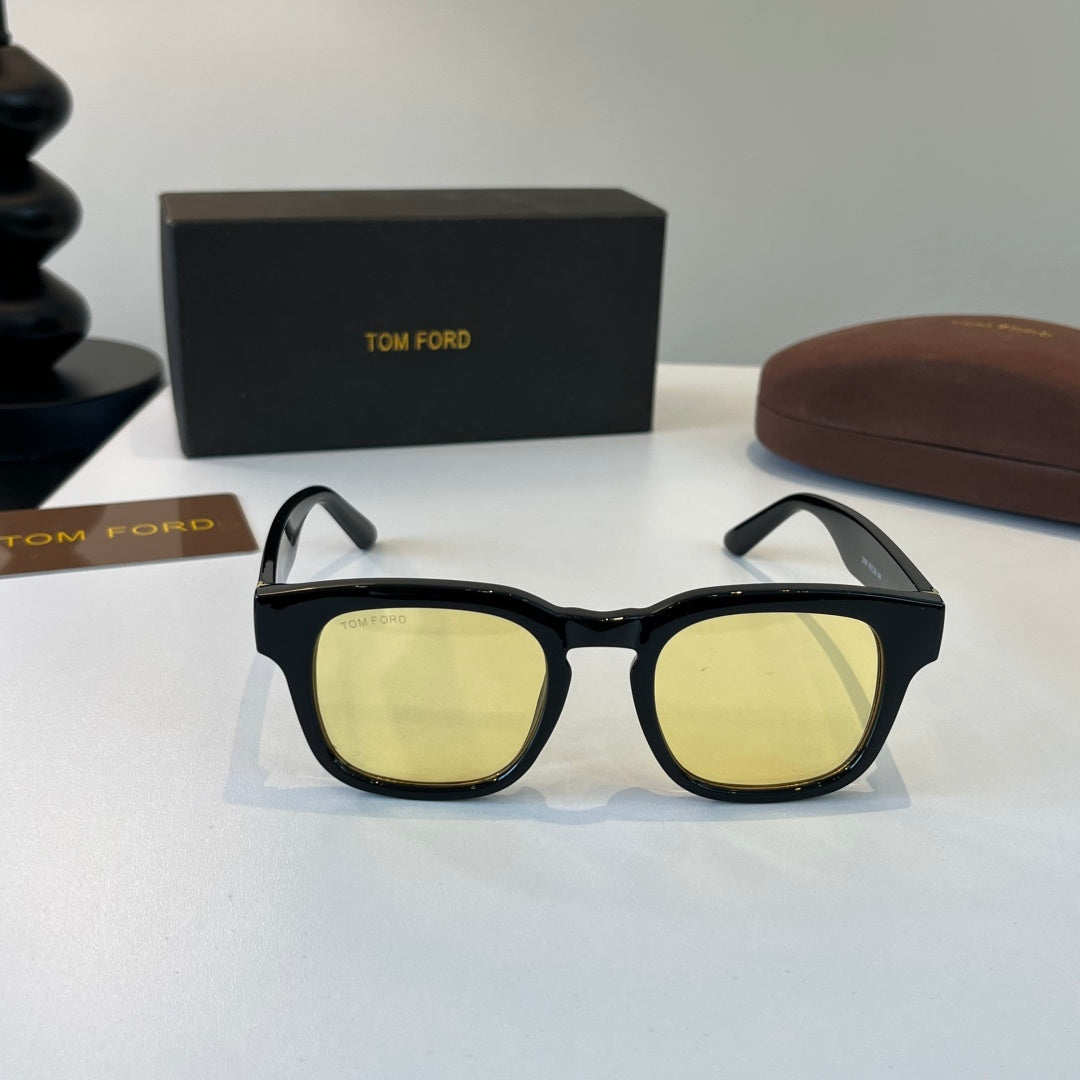 Tom Ford Fashion Brown Lens Sunglasses for Men & Women - 487918 - detail image 2