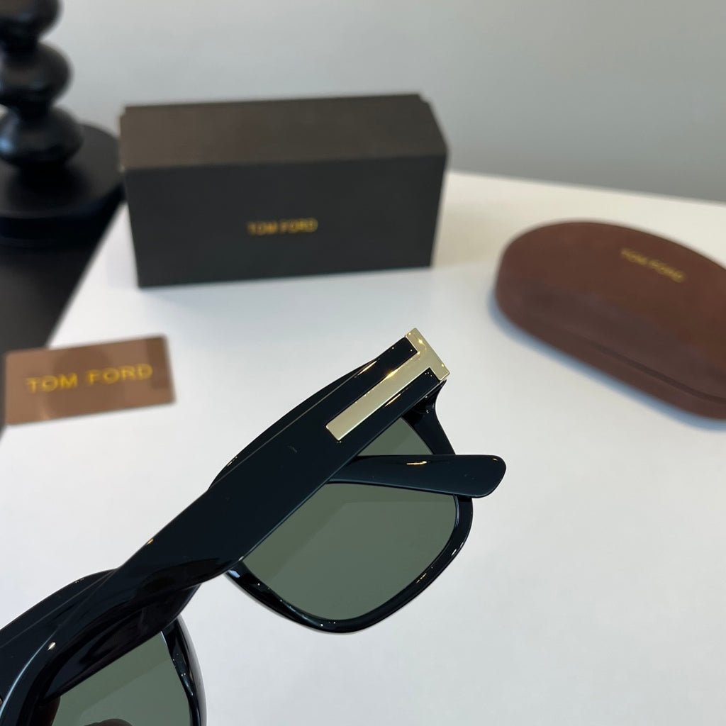 Tom Ford Fashion Black Lens Sunglasses for Men & Women - 487919 - detail image 7