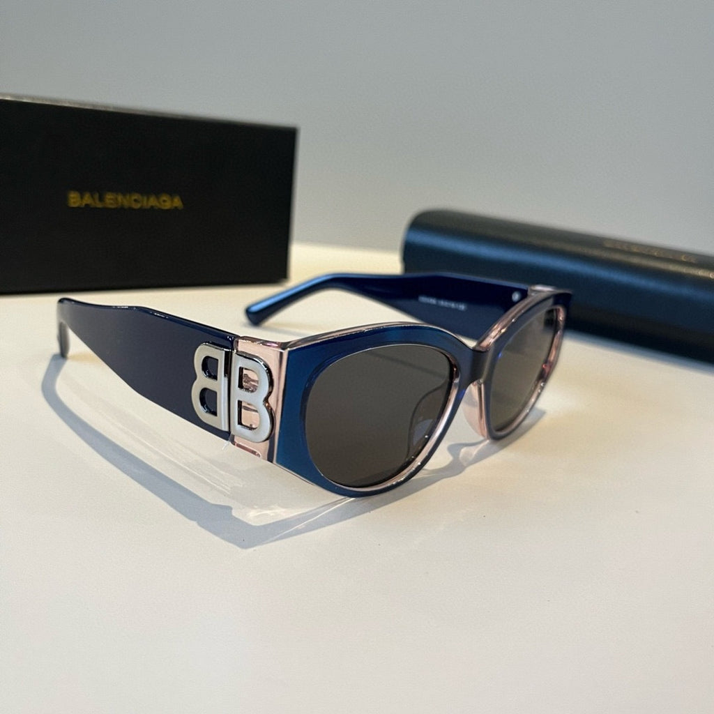 Balenciaga Rectangular Black Lens Sunglasses for Men & Women - 416142