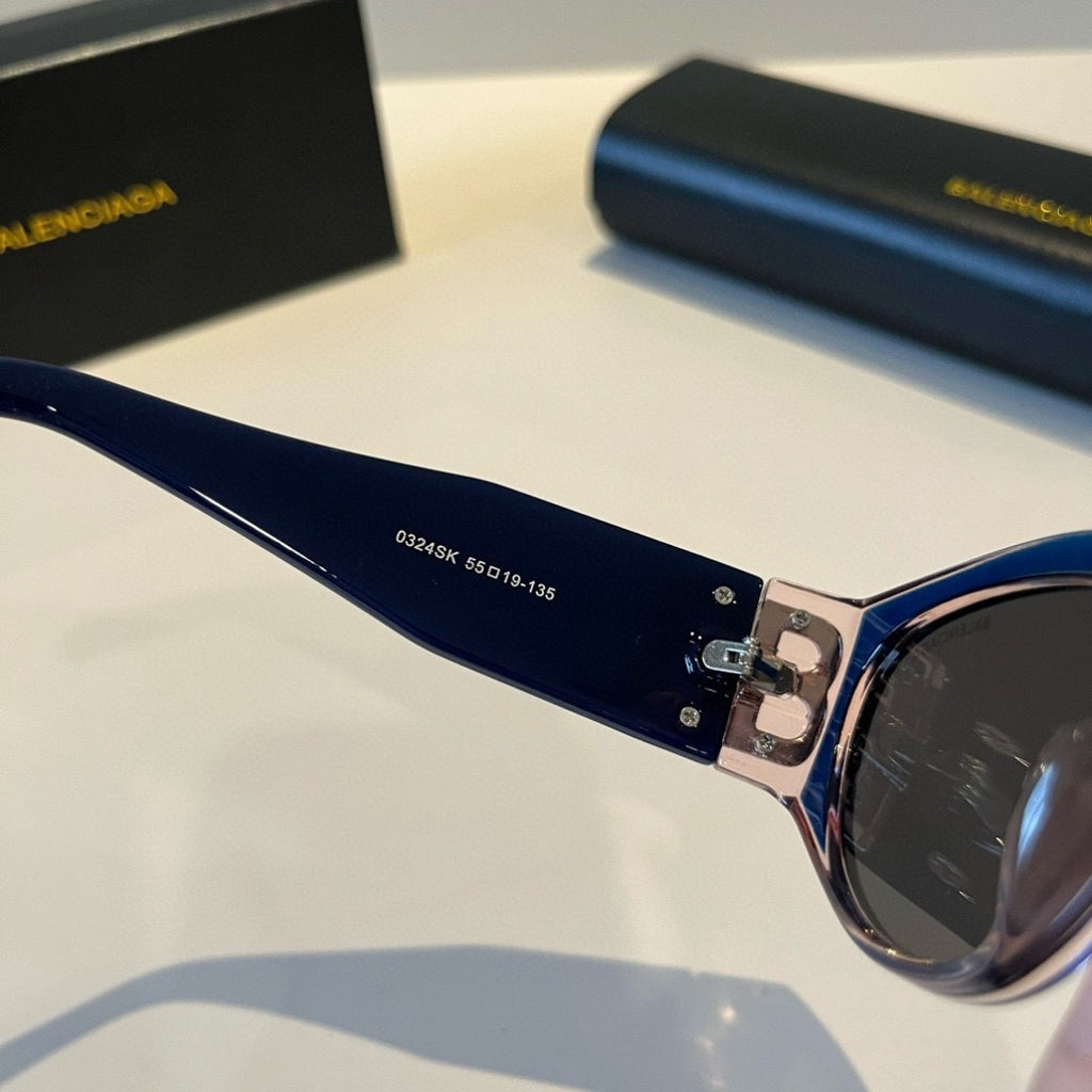 Balenciaga Rectangular Black Lens Sunglasses for Men & Women - 416142 - detail image 8