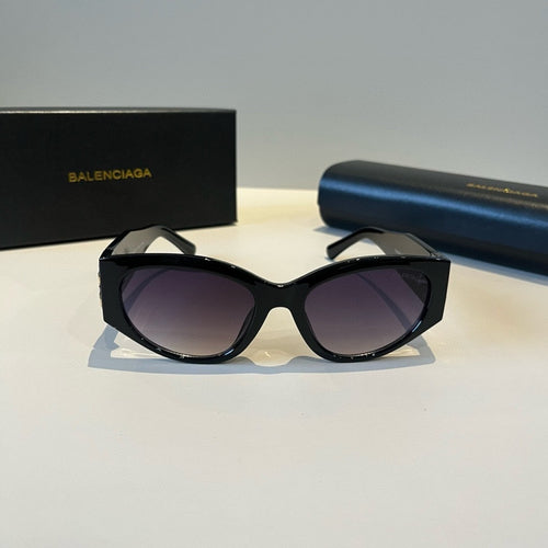 Balenciaga Rectangular Black Lens Sunglasses for Men & Women - 416143 - detail image 2