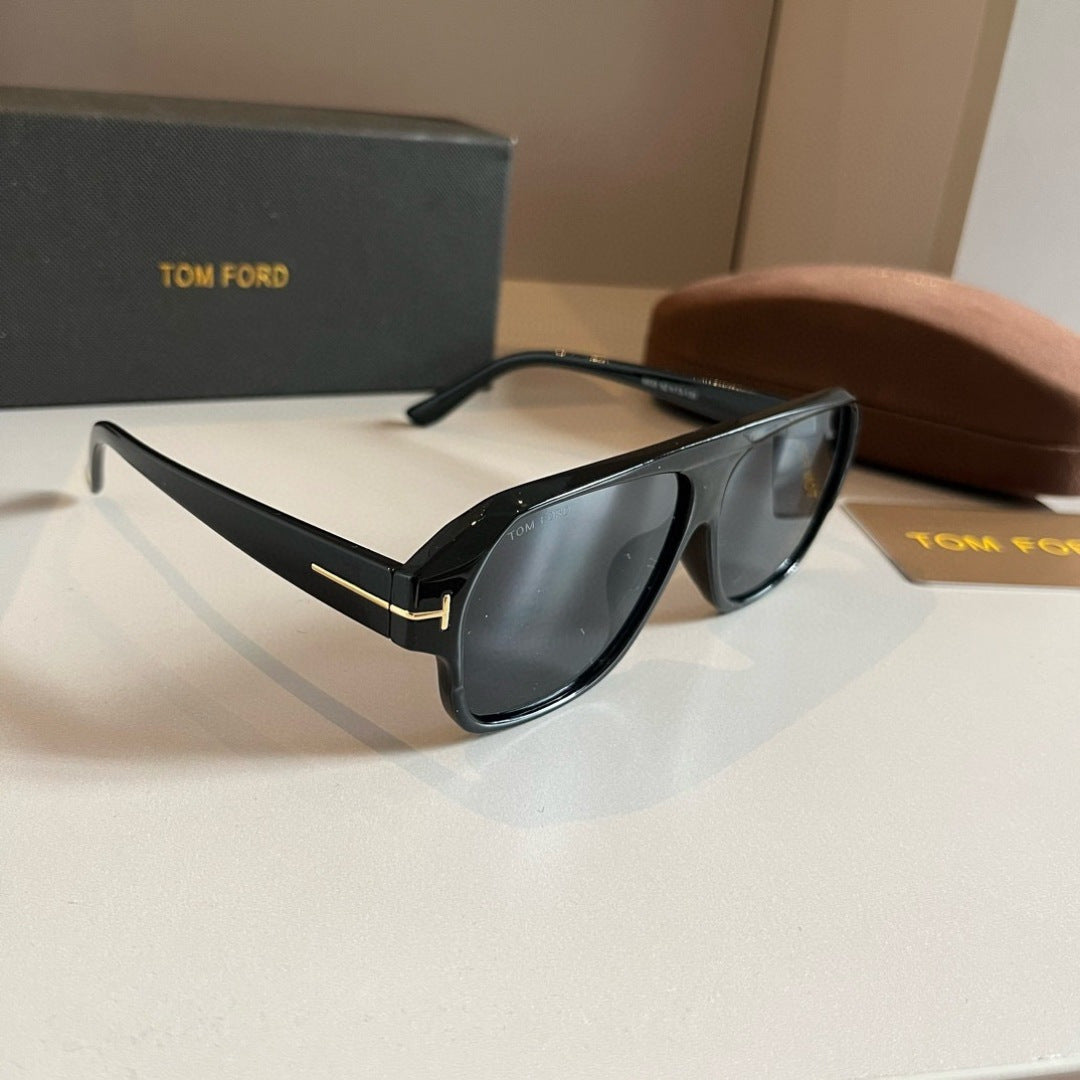 Tom Ford Fashion Gray Lens Sunglasses for Men & Women - 416404