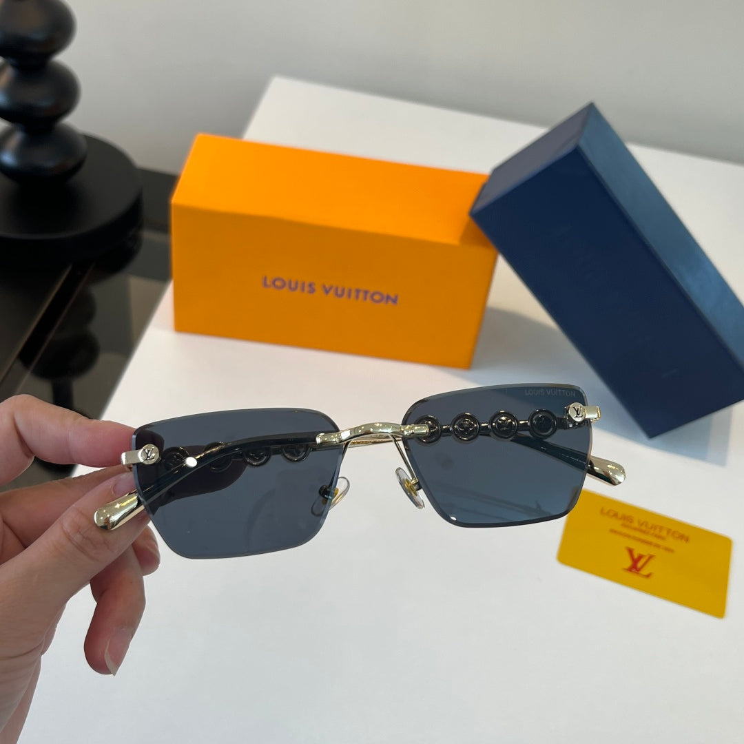 Louis Vuitton Fashion Silver Lens Sunglasses for Women - 371411 - detail image 8