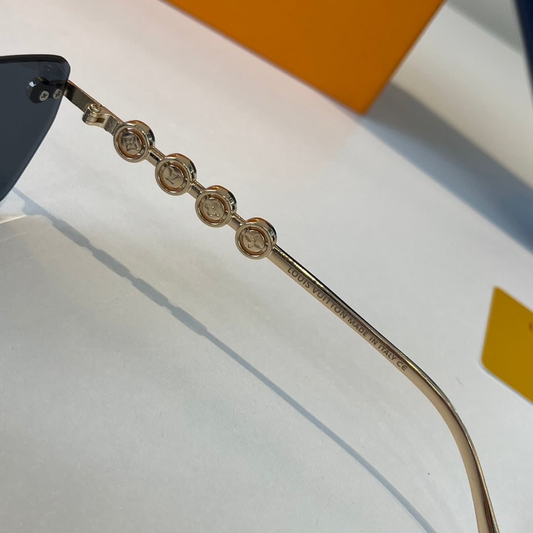 Louis Vuitton Fashion Silver Lens Sunglasses for Women - 371411 - detail image 10