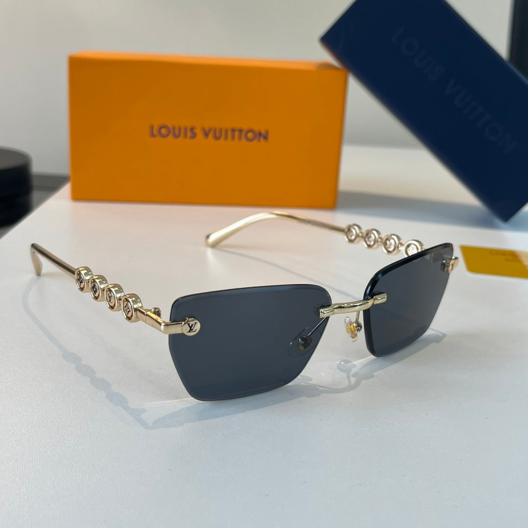 Louis Vuitton Fashion Silver Lens Sunglasses for Women - 371411