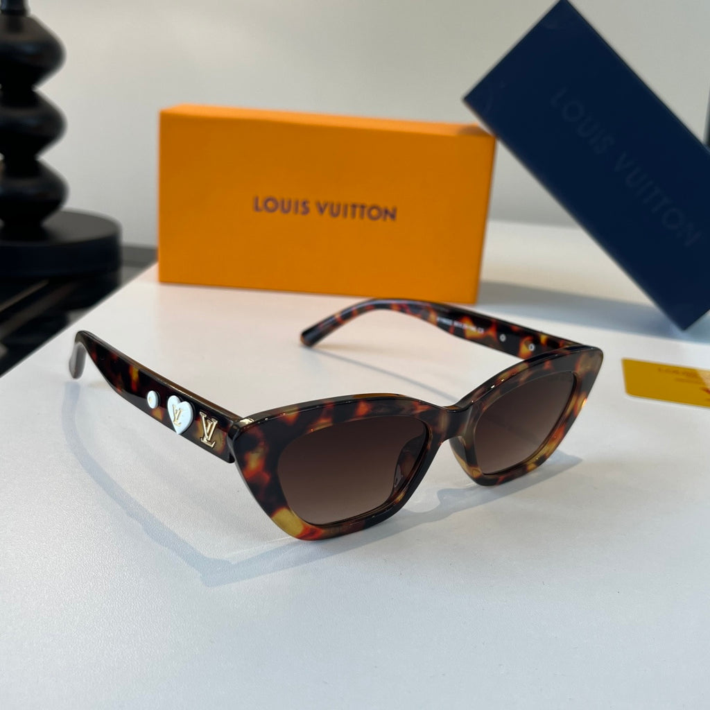 Louis Vuitton Fashion Black Lens Sunglasses for Men & Women - 414789