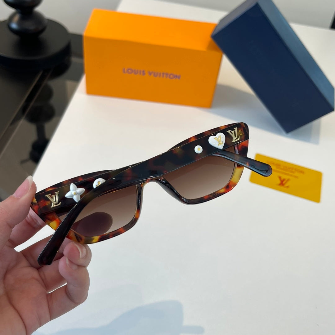 Louis Vuitton Fashion Black Lens Sunglasses for Men & Women - 371418 - detail image 8