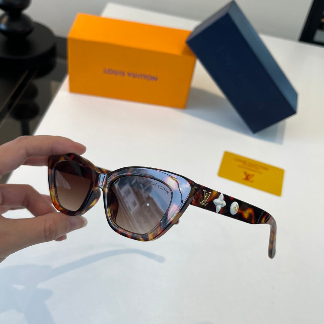 Louis Vuitton Fashion Black Lens Sunglasses for Men & Women - 371418 - detail image 4