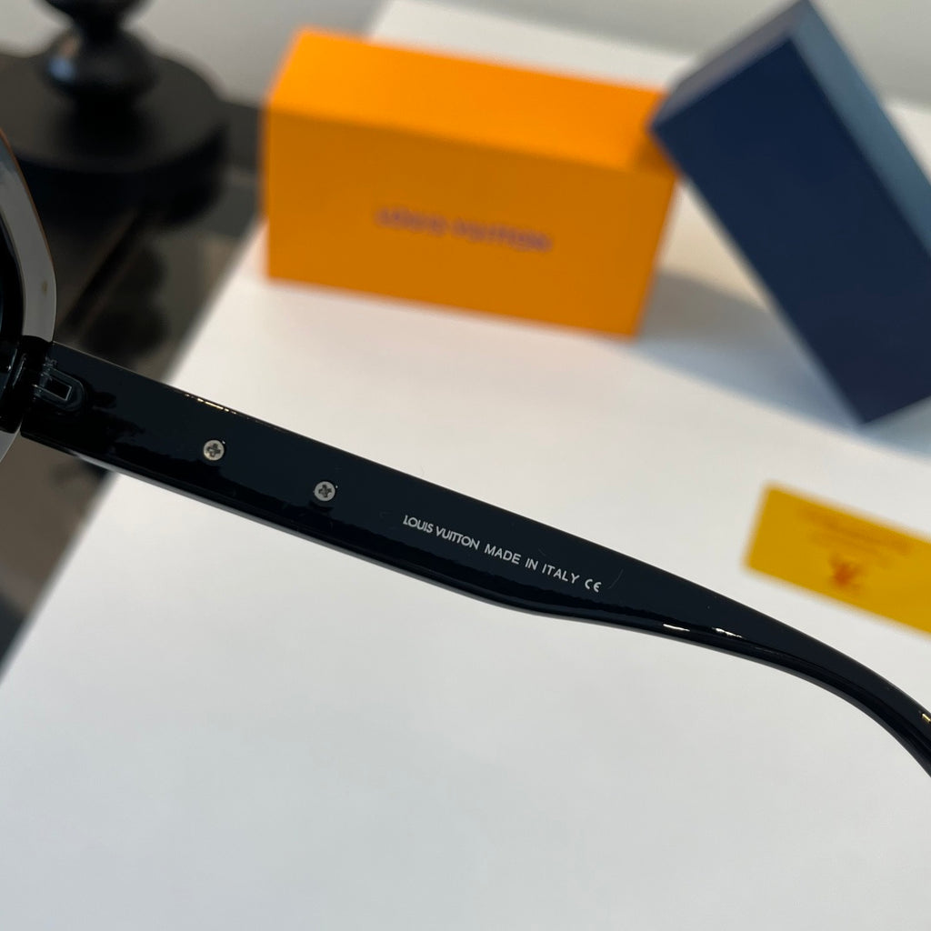 Louis Vuitton Fashion Black Lens Sunglasses for Men & Women - 371421 - detail image 11