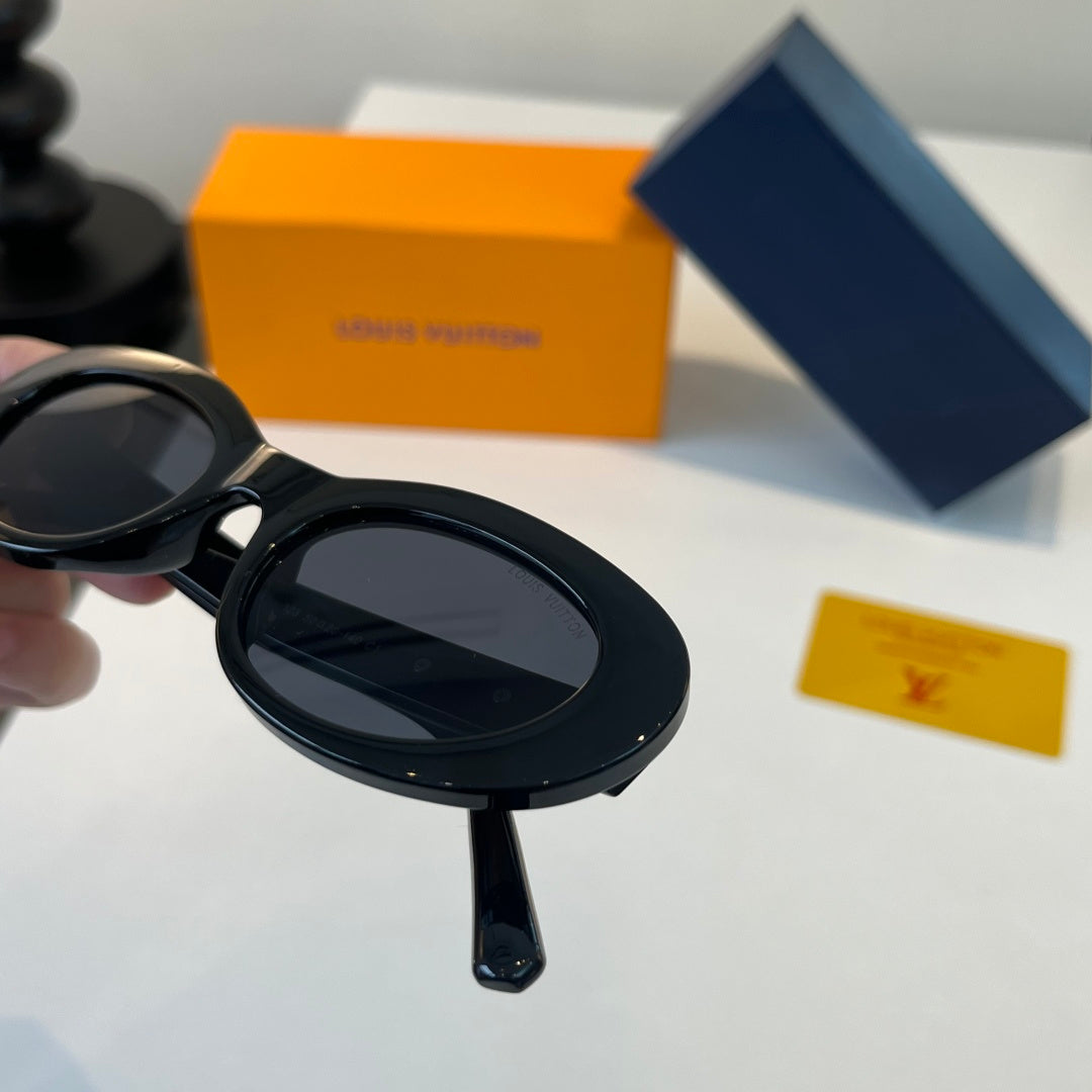 Louis Vuitton Fashion Black Lens Sunglasses for Men & Women - 414792 - detail image 7