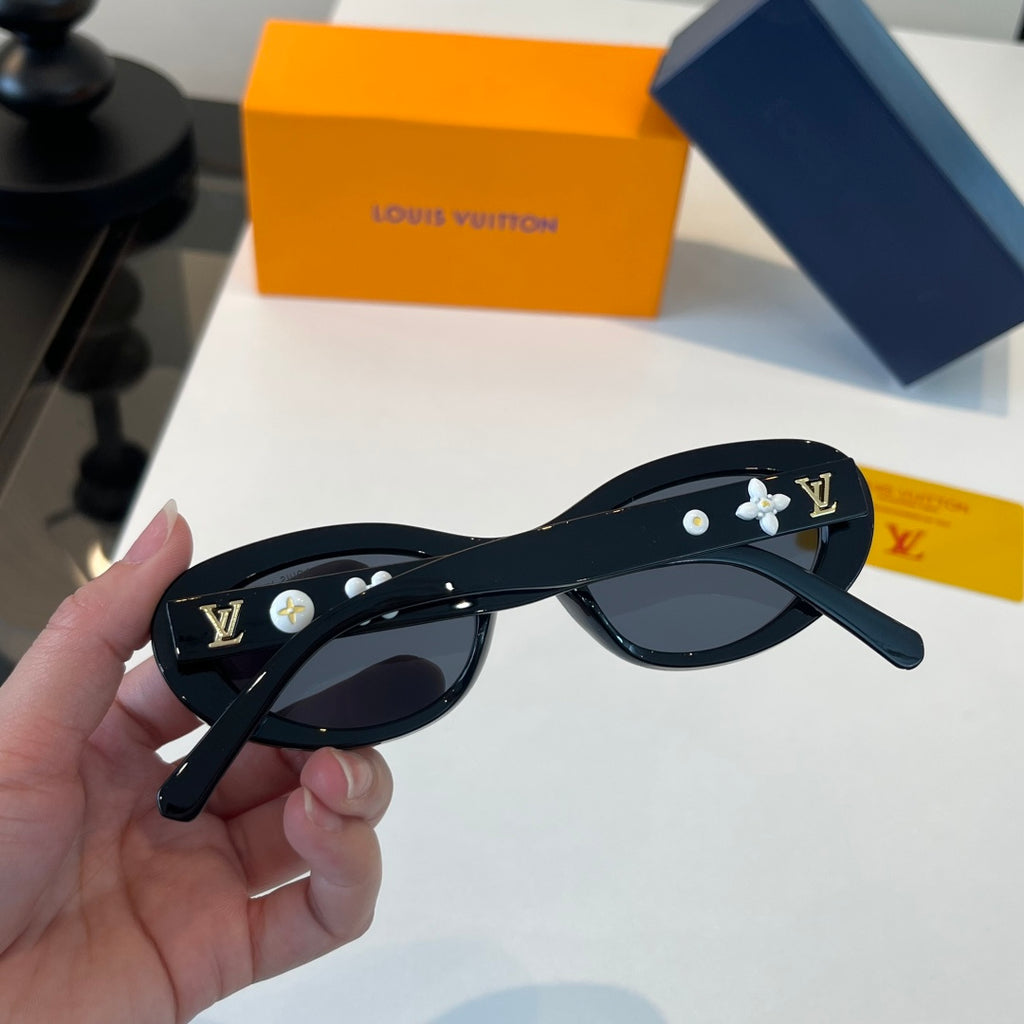Louis Vuitton Fashion Black Lens Sunglasses for Men & Women - 371421 - detail image 9