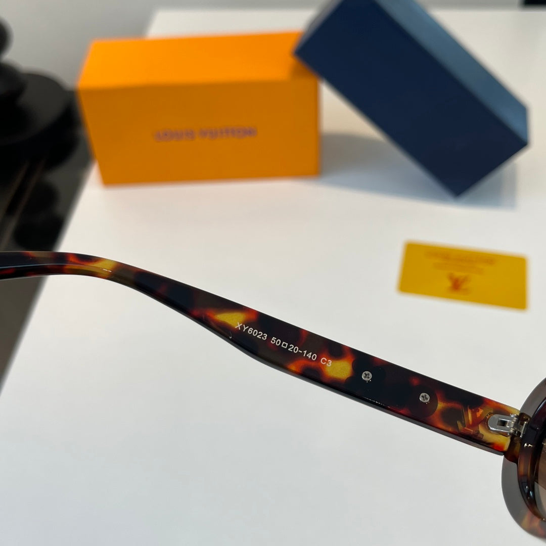 Louis Vuitton Fashion Black Lens Sunglasses for Men & Women - 414794 - detail image 9