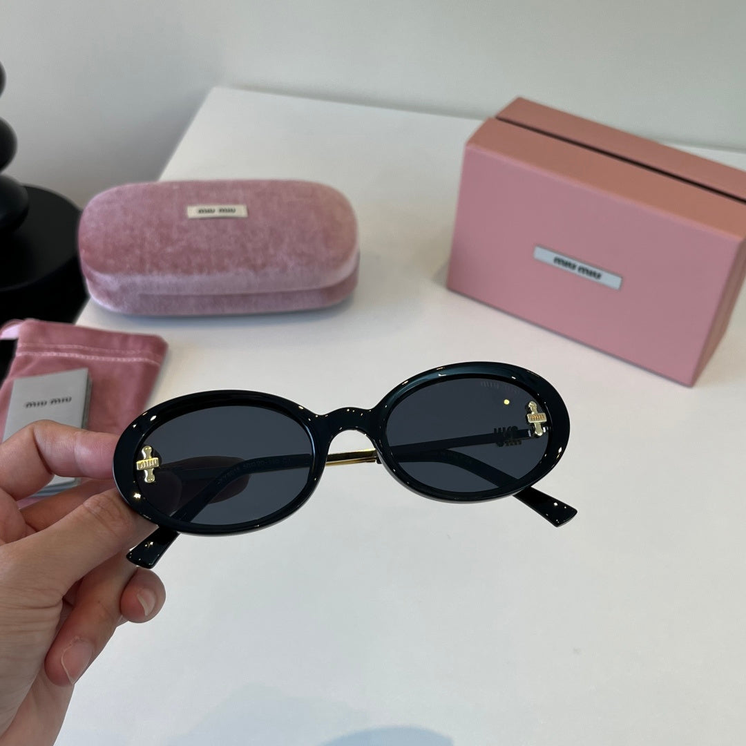 Miu Miu Fashion Silver Lens Sunglasses for Men & Women - 487600 - detail image 5