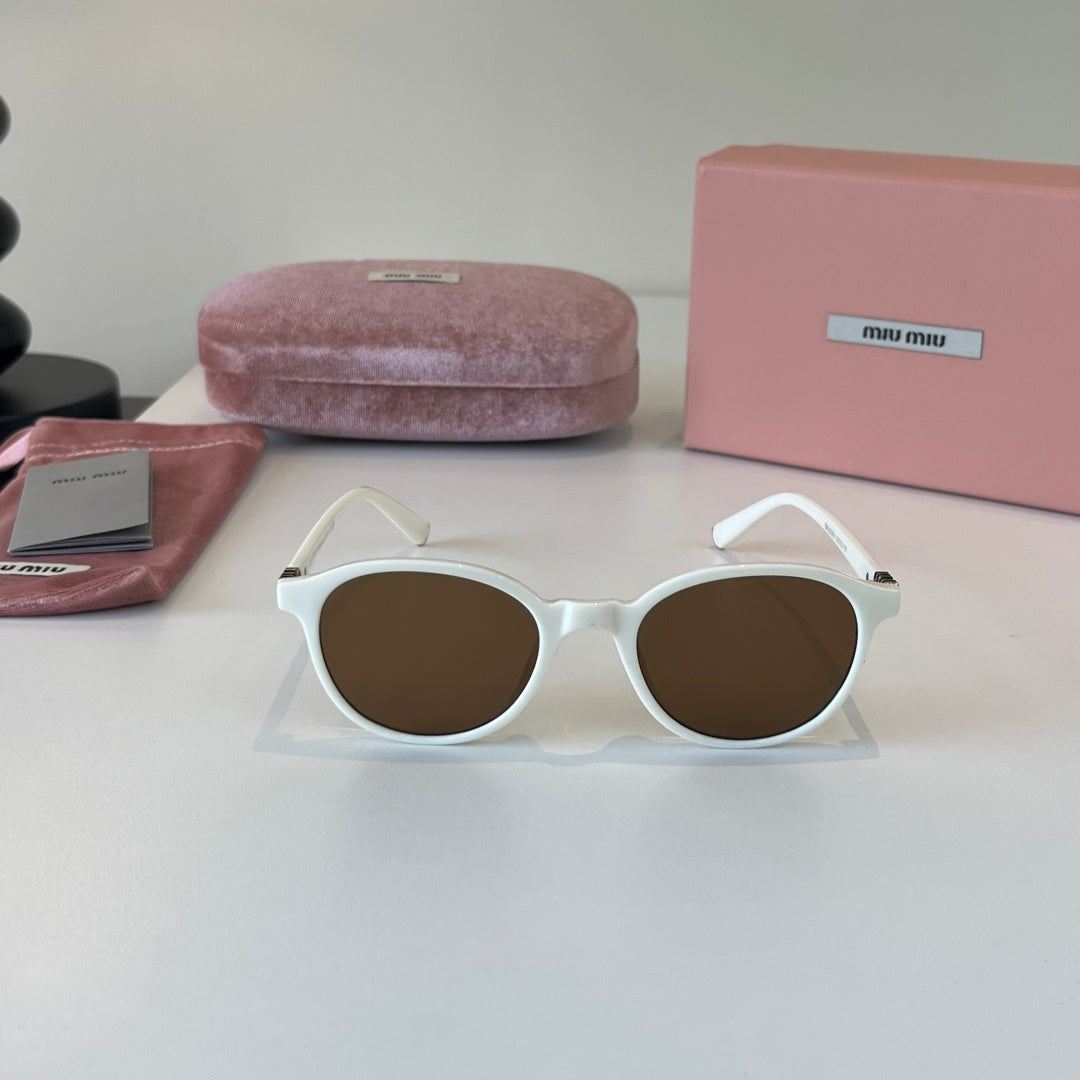 Miu Miu Fashion Silver Lens Sunglasses for Men & Women - 487608 - detail image 2