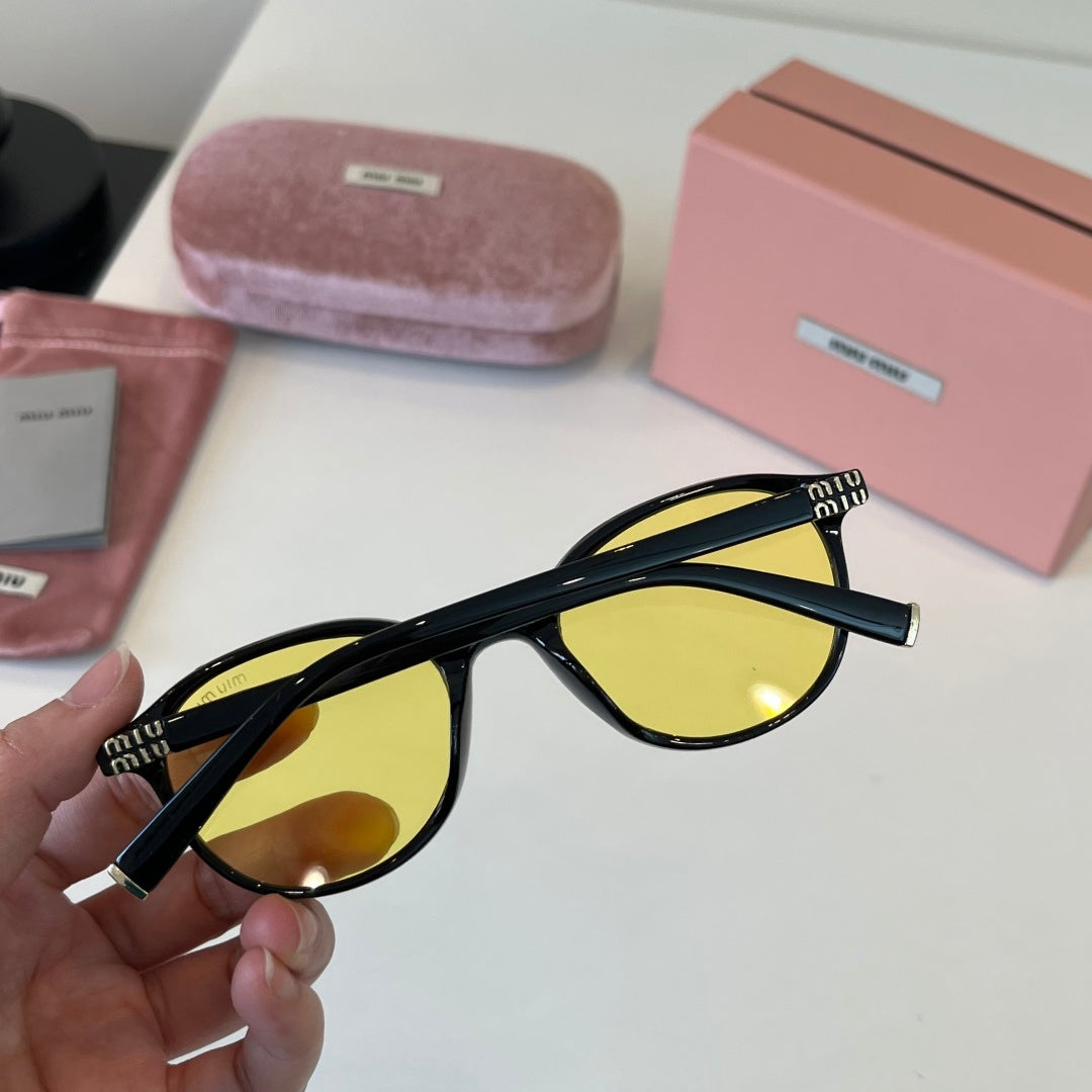 Miu Miu Fashion Gold Lens Sunglasses for Men & Women - 487609 - detail image 9