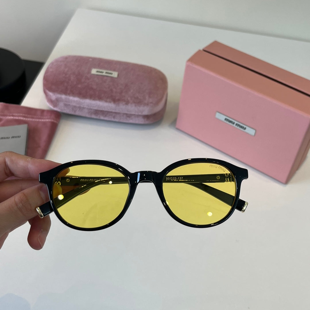 Miu Miu Fashion Gold Lens Sunglasses for Men & Women - 416179 - detail image 6