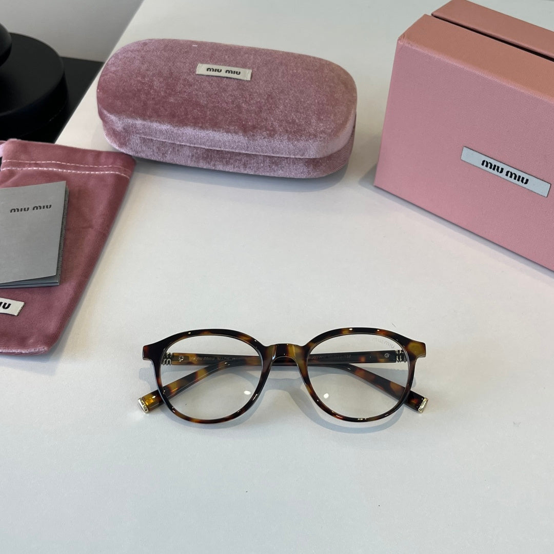 Miu Miu Fashion Silver Lens Sunglasses for Men & Women - 449659 - detail image 4