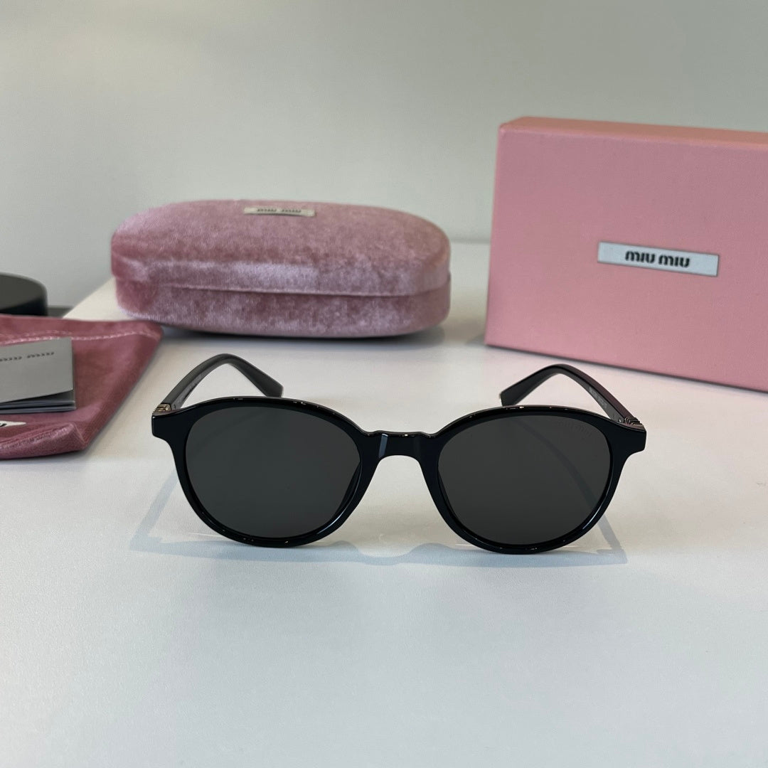 Miu Miu Fashion Silver Lens Sunglasses for Men & Women - 487612 - detail image 2