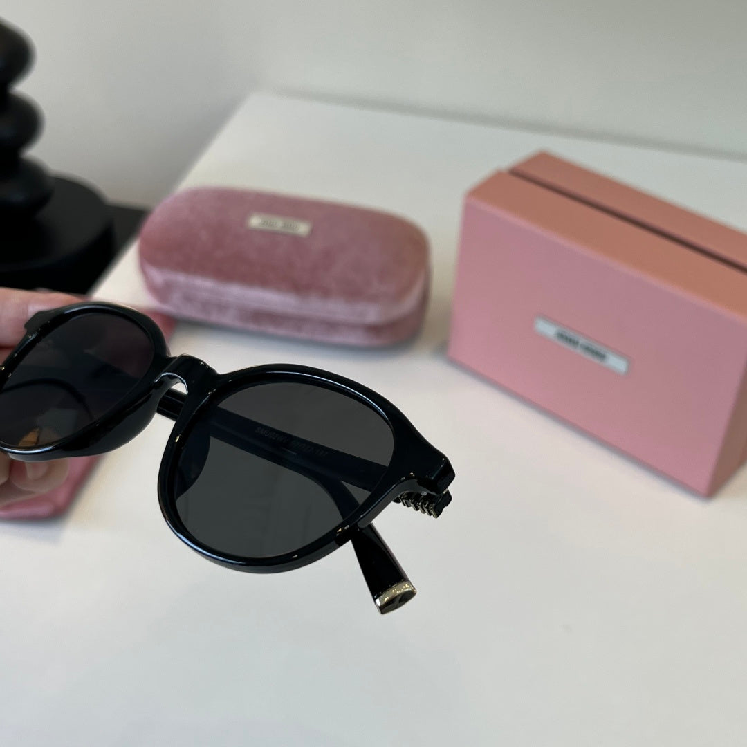 Miu Miu Fashion Silver Lens Sunglasses for Men & Women - 487612 - detail image 6