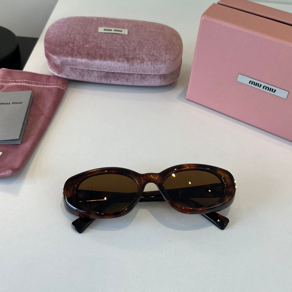 Miu Miu Cat-Eye Black Lens Sunglasses for Men & Women - 487635 - detail image 4