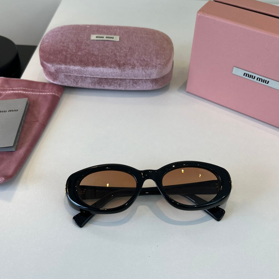 Miu Miu Cat-Eye Silver Lens Sunglasses for Men & Women - 487636 - detail image 4