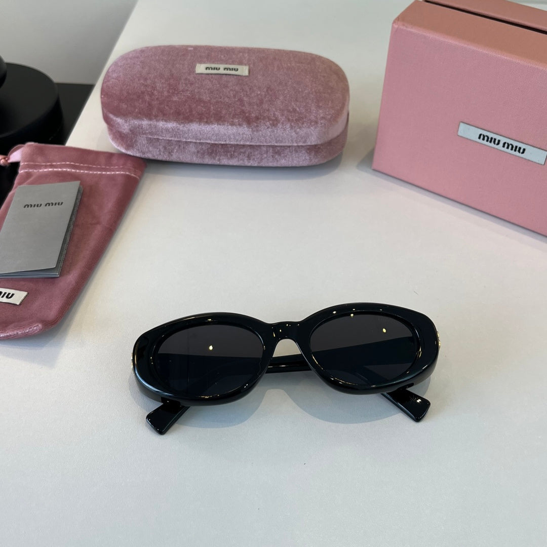 Miu Miu Cat-Eye Silver Lens Sunglasses for Men & Women - 487637 - detail image 4