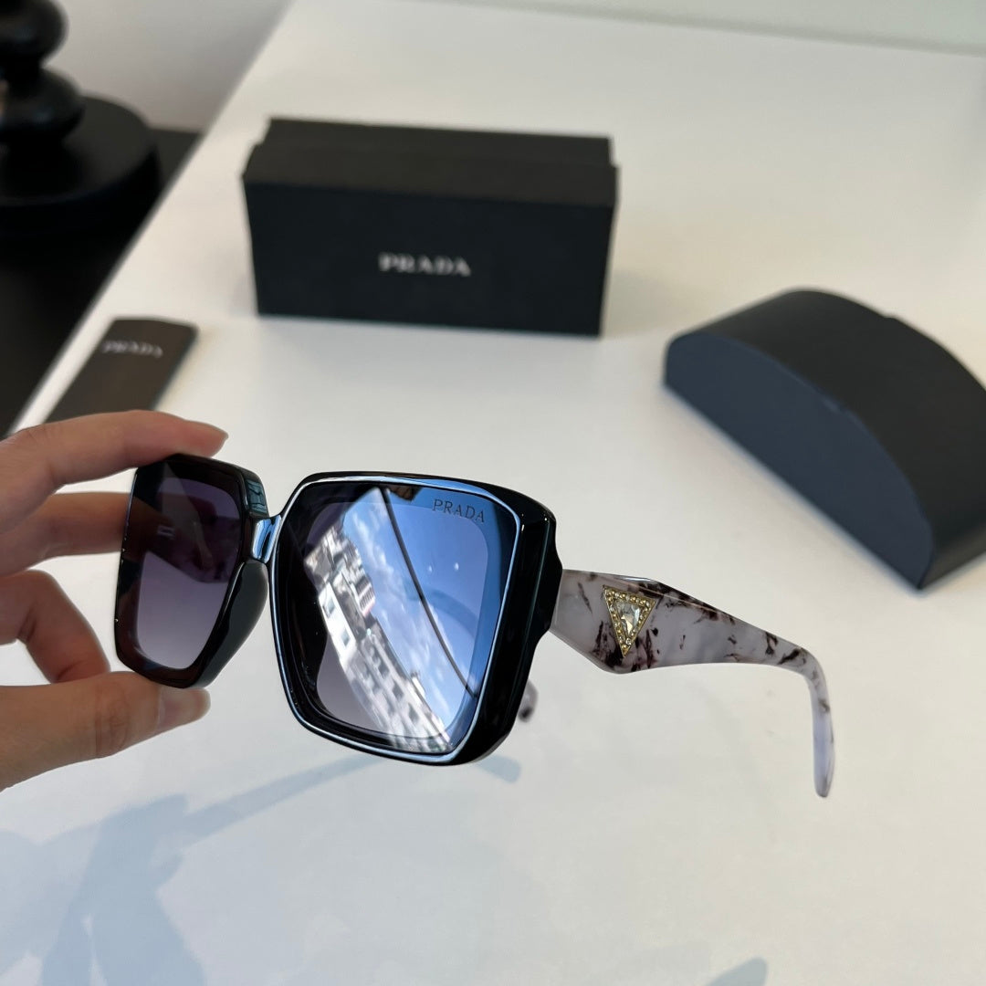 Prada Fashion Black Lens Sunglasses for Men & Women - 382605 - detail image 4