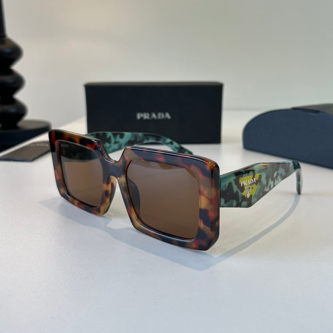 Prada Fashion Black Lens Sunglasses for Men & Women - 382621 - detail image 3