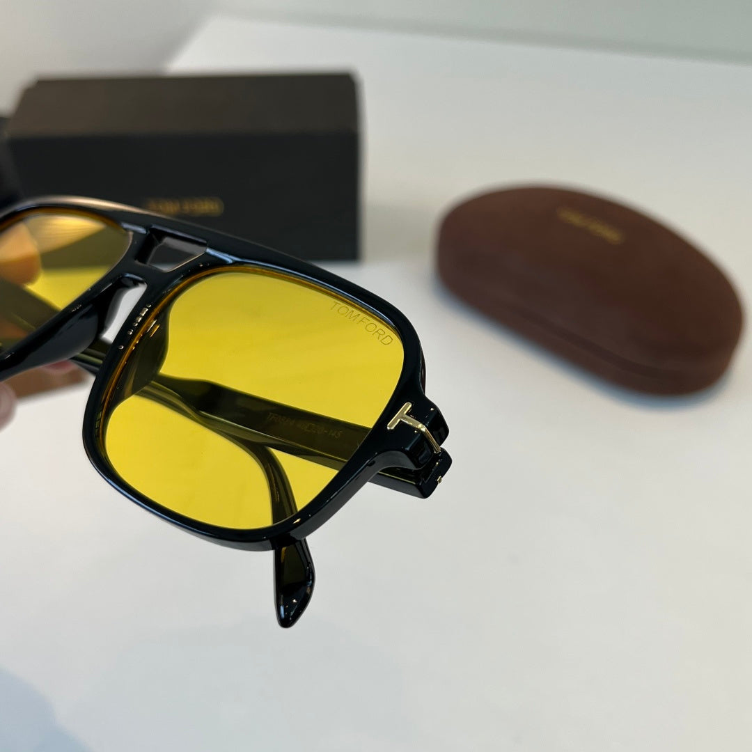 Tom Ford Fashion Yellow Lens Sunglasses for Men & Women - detail image 6
