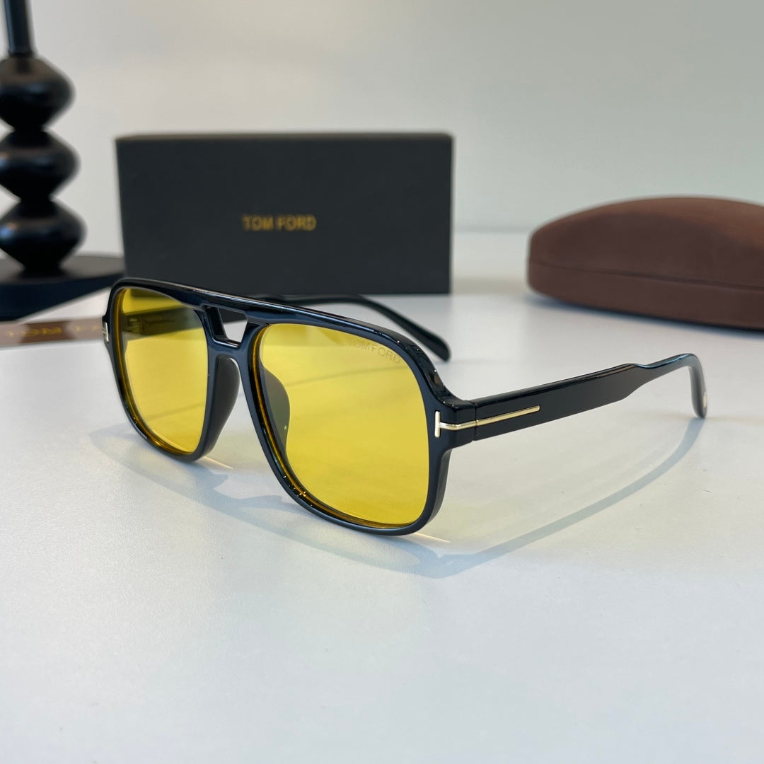 Tom Ford Fashion Yellow Lens Sunglasses for Men & Women - detail image 3