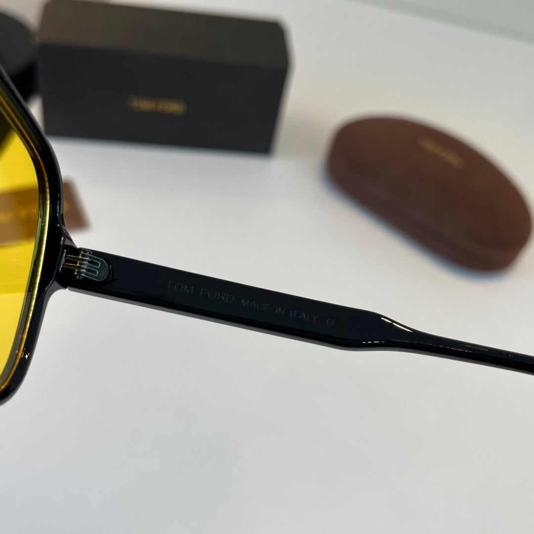 Tom Ford Fashion Yellow Lens Sunglasses for Men & Women - detail image 10