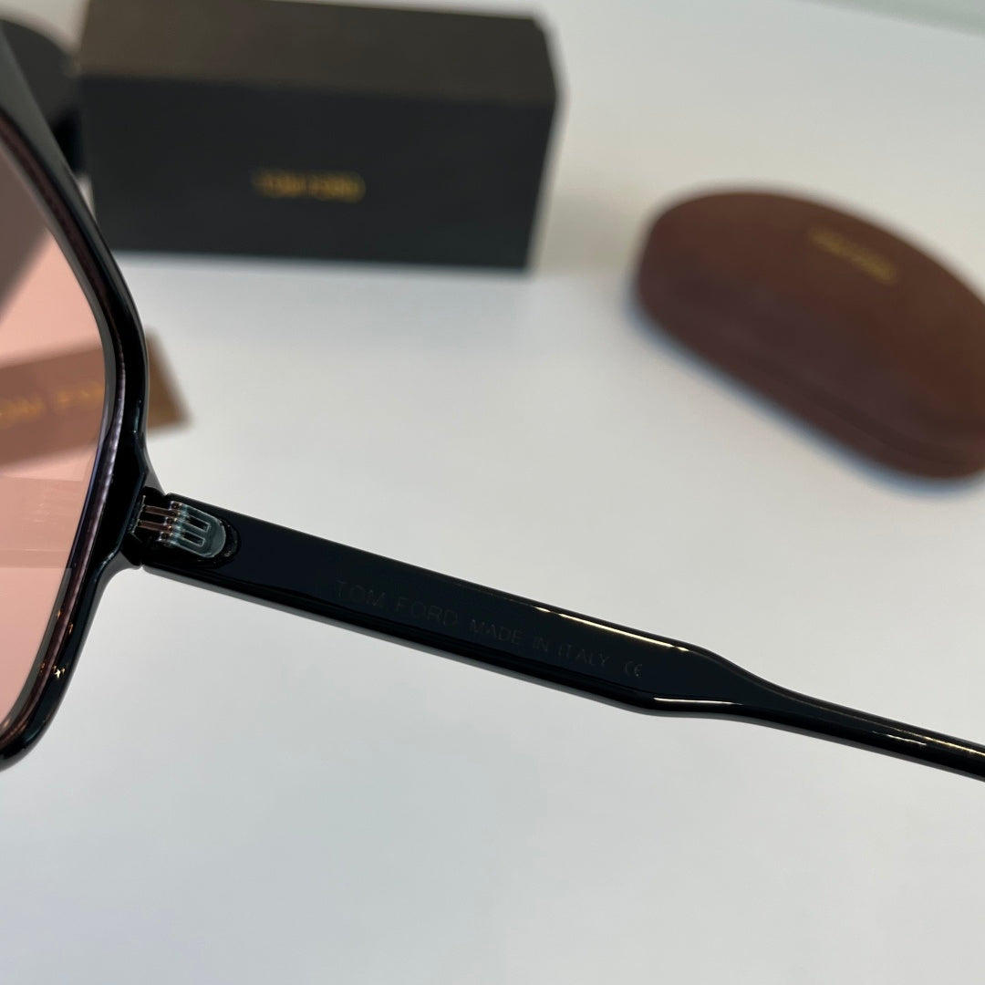 Tom Ford Fashion Red Lens Sunglasses for Men & Women - detail image 10