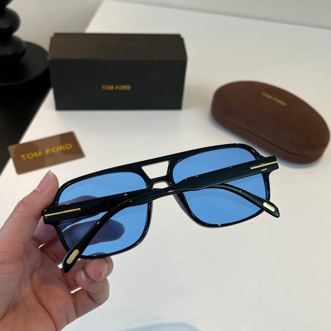 Tom Ford Fashion Blue Lens Sunglasses for Men & Women - 466325 - detail image 8