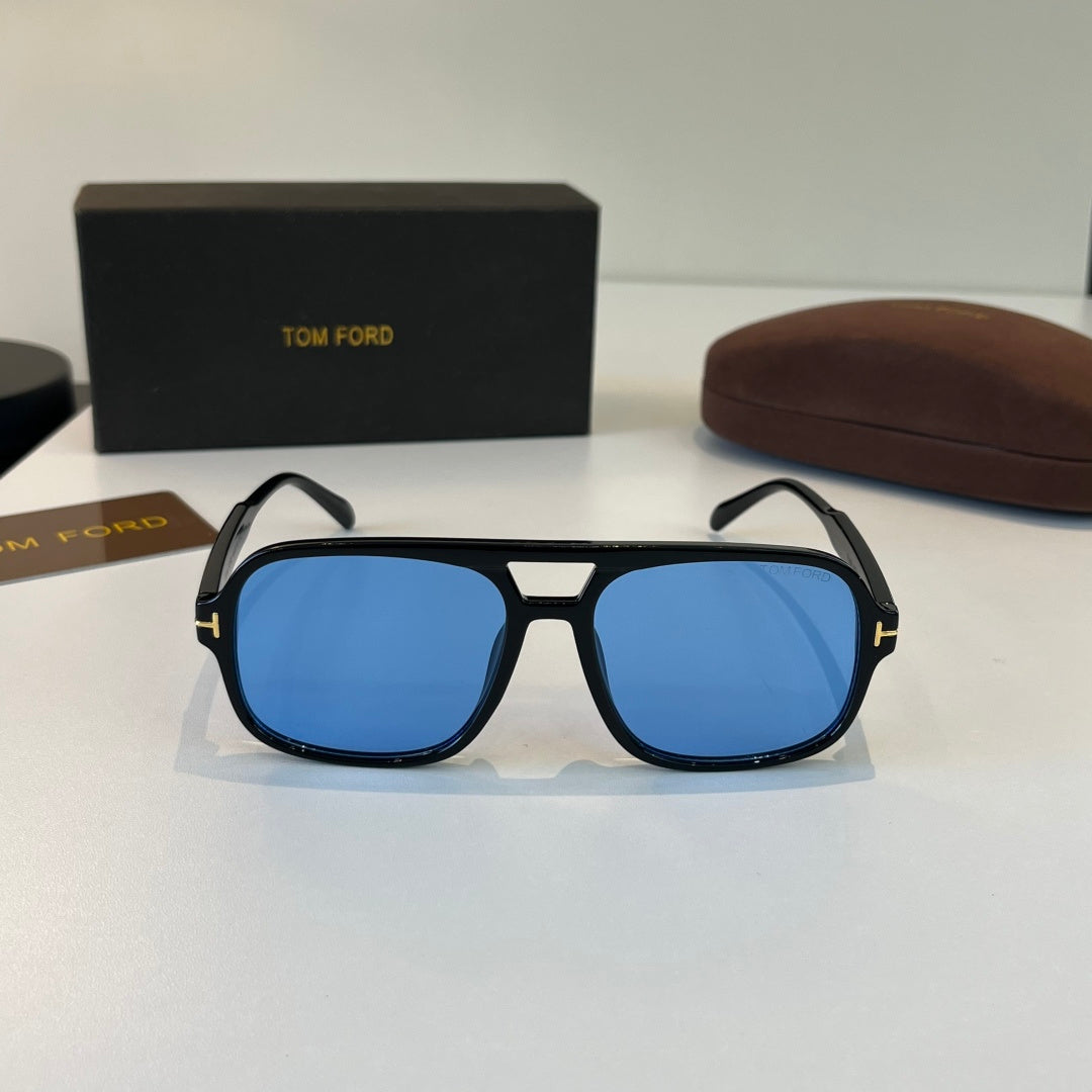 Tom Ford Fashion Blue Lens Sunglasses for Men & Women - 466325 - detail image 2