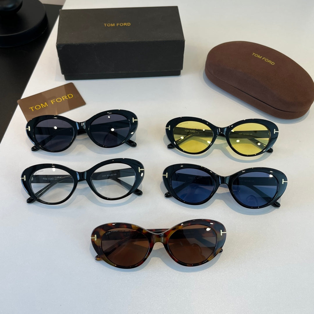 Tom Ford Fashion Silver Lens Sunglasses for Men & Women - 466331 - detail image 12