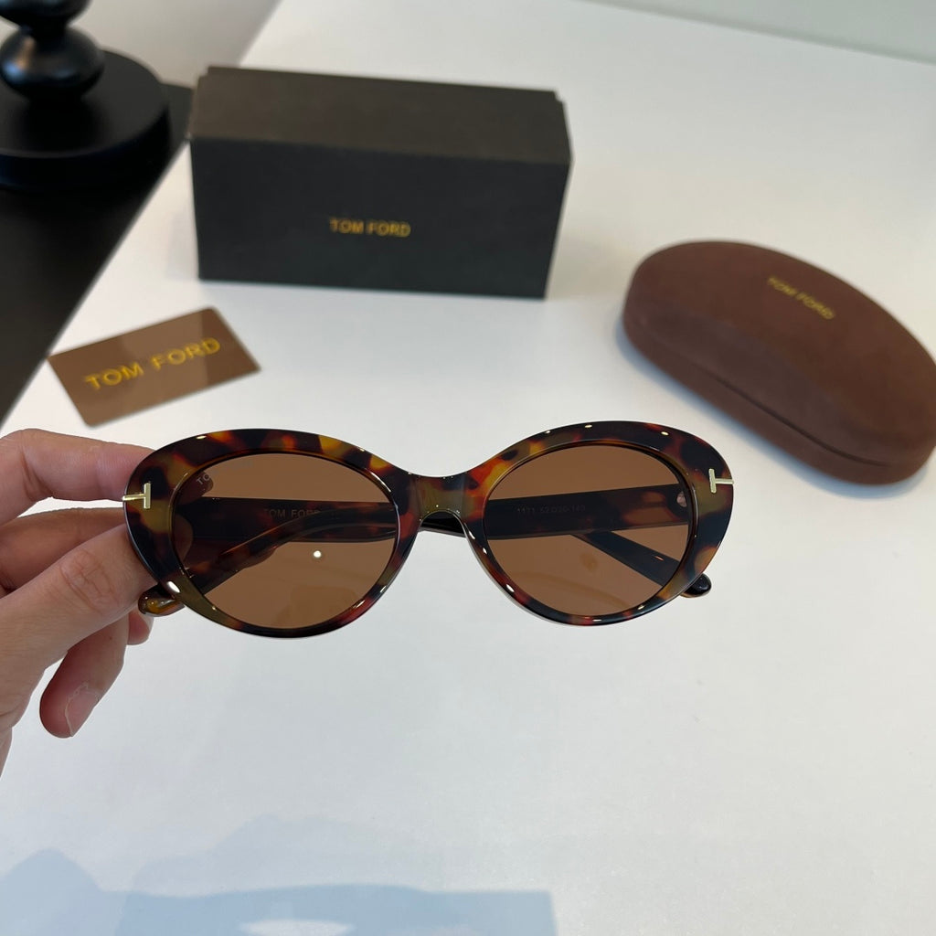 Tom Ford Fashion Black Lens Sunglasses for Men & Women - 383094 - detail image 7