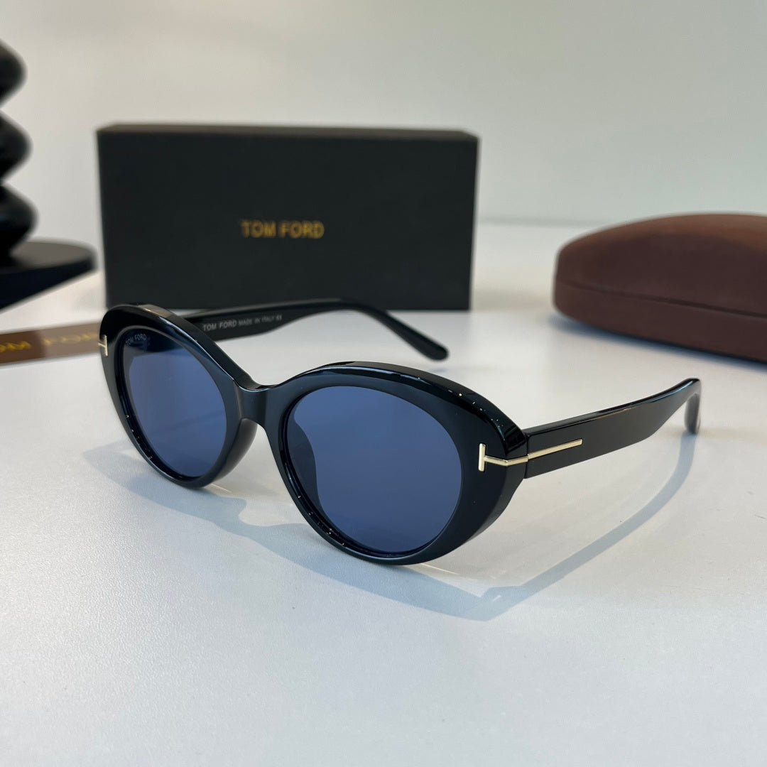 Tom Ford Fashion Blue Lens Sunglasses for Men & Women - 383095 - detail image 3